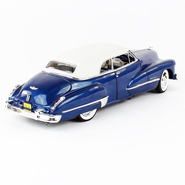 1/18 1947 Cadillac SRS 62 Soft Top Blue Diecast Araba, AutoWorld AW274 - Görsel 4