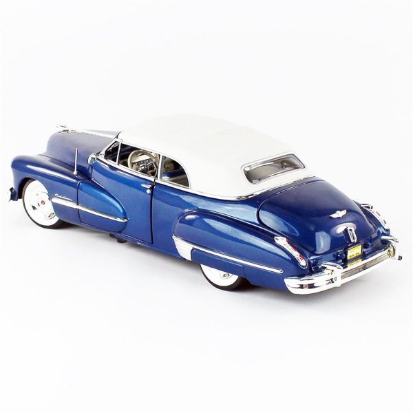 1/18 1947 Cadillac SRS 62 Soft Top Blue Diecast Araba, AutoWorld AW274 - Görsel 3