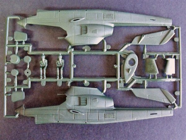 1/72 AH-1G (Soogar Scoop) Helikopter Maketi, Mister Craft B033 - Görsel 4