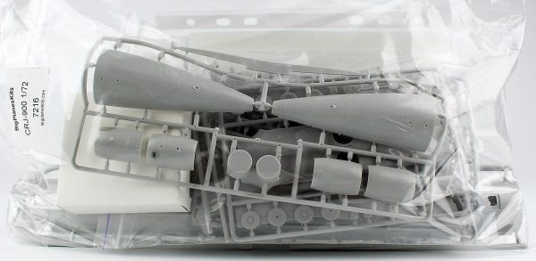 1/72 CRJ-900 American Eagle/Air Canada Yolcu Uçağı Maketi, Big Planes Kits 7216 - Görsel 2