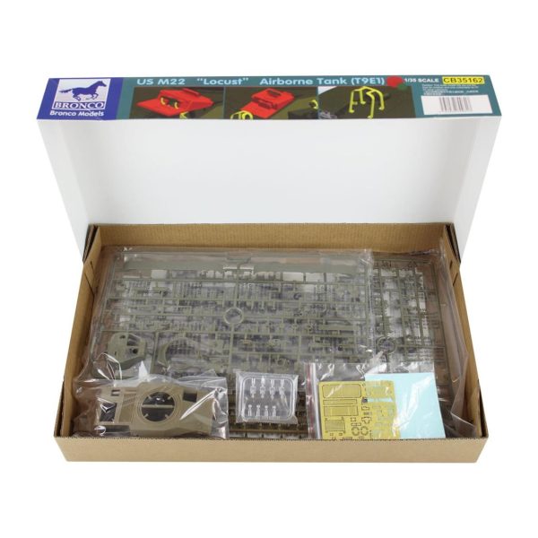 1/35 US M22 Locust Airborne Tank(T9E1) Maketi, Bronco Model 35162 - Görsel 2