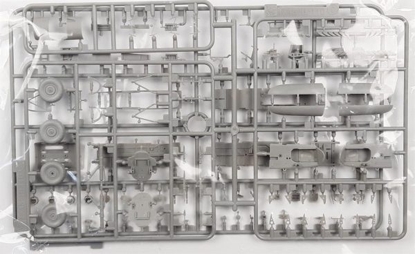 1/48 Bf110D-1/R1 (Dackelbauch) Savaş Uçağı Maketi, CyberHobby 5556 - Görsel 2