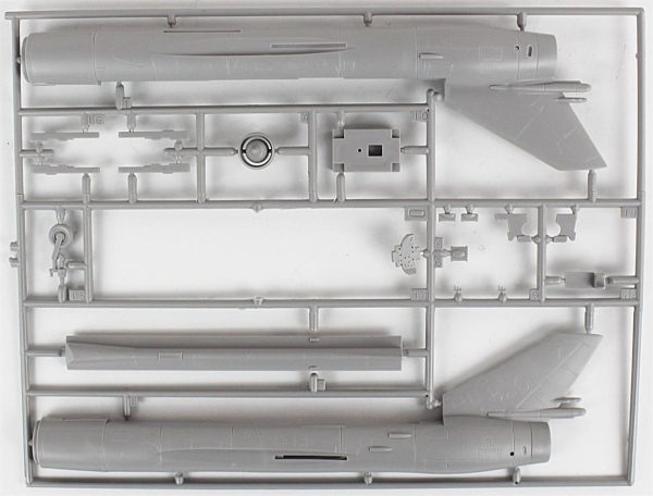 1/72 Su-20R (Son Uçuş) Savaş Uçağı Maketi, Mister Craft D013 - Görsel 2