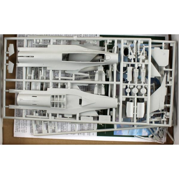 1/72 F-16A-15 (Avcı Şahin) Savaş Uçağı Maketi, Mister Craft D034 - Görsel 3