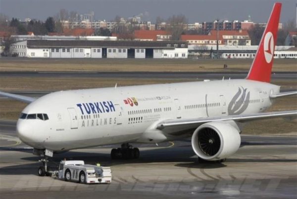 1/200 Thy Boeing 777-300ER Old & Barcelona Dekal Çıkartma, Babibi DAT01136