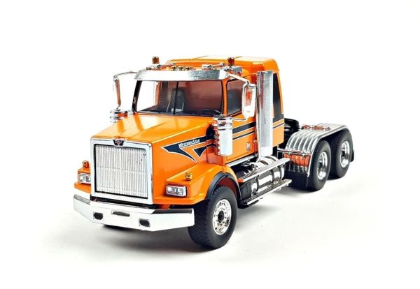 1/50 Western Star 4900 SB Kabinli Tandem Çekici Metalik Turuncu Diecast, Diecast Masters 71063