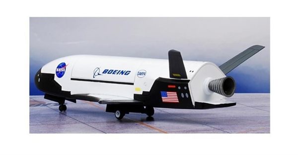 1/72 Boeing X-37B Orbital Test Aracı Maketi, Dragon 50386 - Görsel 4