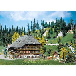 1/87 Kara Orman Çiflik Evi Maketi, Faller 130366