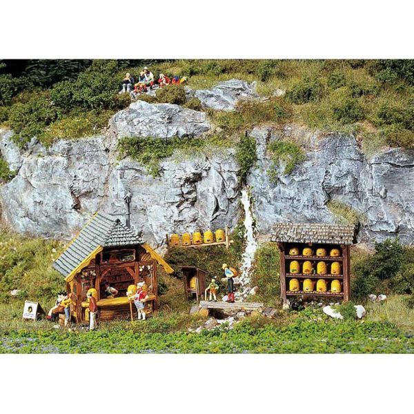 1/87 Arı Kovanları ve Satış Tezgahı Maketi, Faller 130378