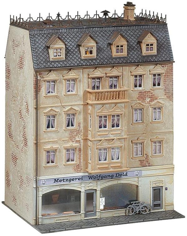 1/87 Kasap Dükkanlı Apartman Maketi, Faller 130451 - Görsel 2