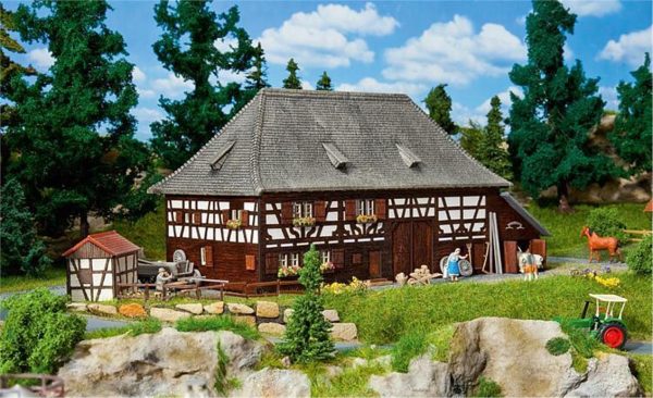 1/87 Kürnbach Çiftlik Evi Maketi, Faller 130575
