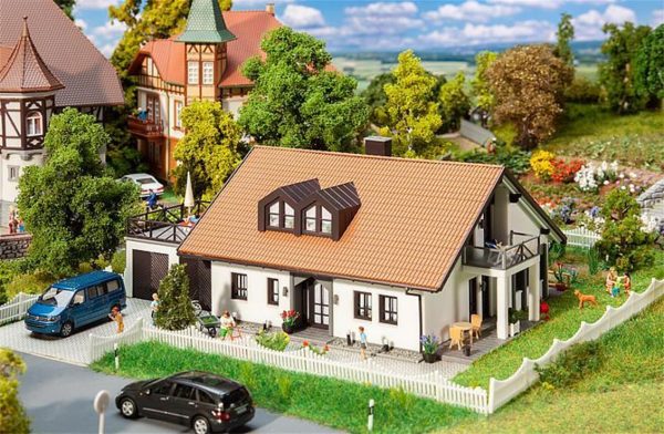 1/87 Prefabrik Ev Maketi, Faller 130641 - Görsel 3