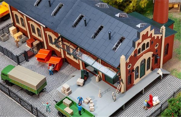 1/87 Langenbach Porselen Fabrikası Maketi, Faller 130885 - Görsel 2