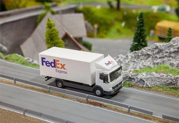 1/87 Car System Başlangıç Seti MB FedEx Kamyonlu, Faller 161488