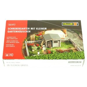 1/87 Müştemilat Evi ve Aksesuarları Maketi, Faller 180492