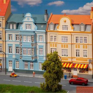 1/87 3 katlı 2 adet Apartman Maketi, Faller 191757