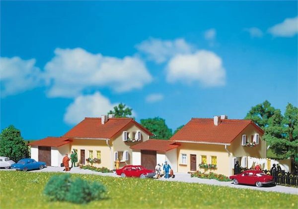 1/160 Banliyö Evleri ( 2 Adet ) Maketi, Faller 232222