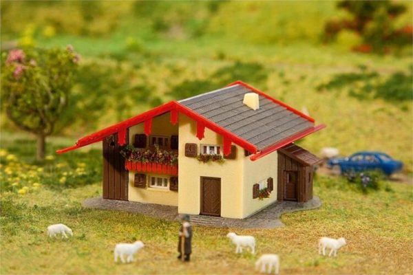 1/160 İki Katlı Dağ Evi Maketi, Faller 232538