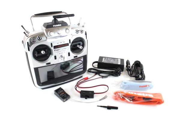 18MZ Kumanda 18 Kanal 2.4Ghz FASST, Futaba 50030601