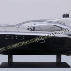Sunseeker Predator Hazır Özel Yat Maketi, Gianhien Sb0081P80