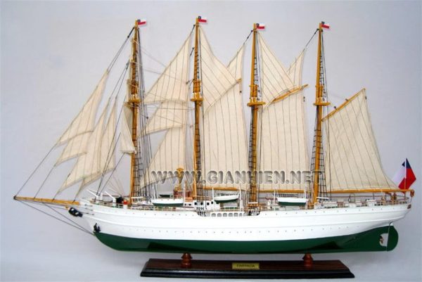 Esmeralda Ahşap Hazır Yelkenli Gemi Maketi, Gianhien Ts0078P80