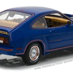 1/18 Ford Mustang Kral Kobra Mavi-Kırmızı-Altın Diecast Araba, Greenlight 13507
