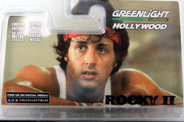1/64 1981 Chevrolet C-10 Custom Deluxe With Rocky's 1979 Pontiac Firebird Transam, GreenLight 31120A - Görsel 5
