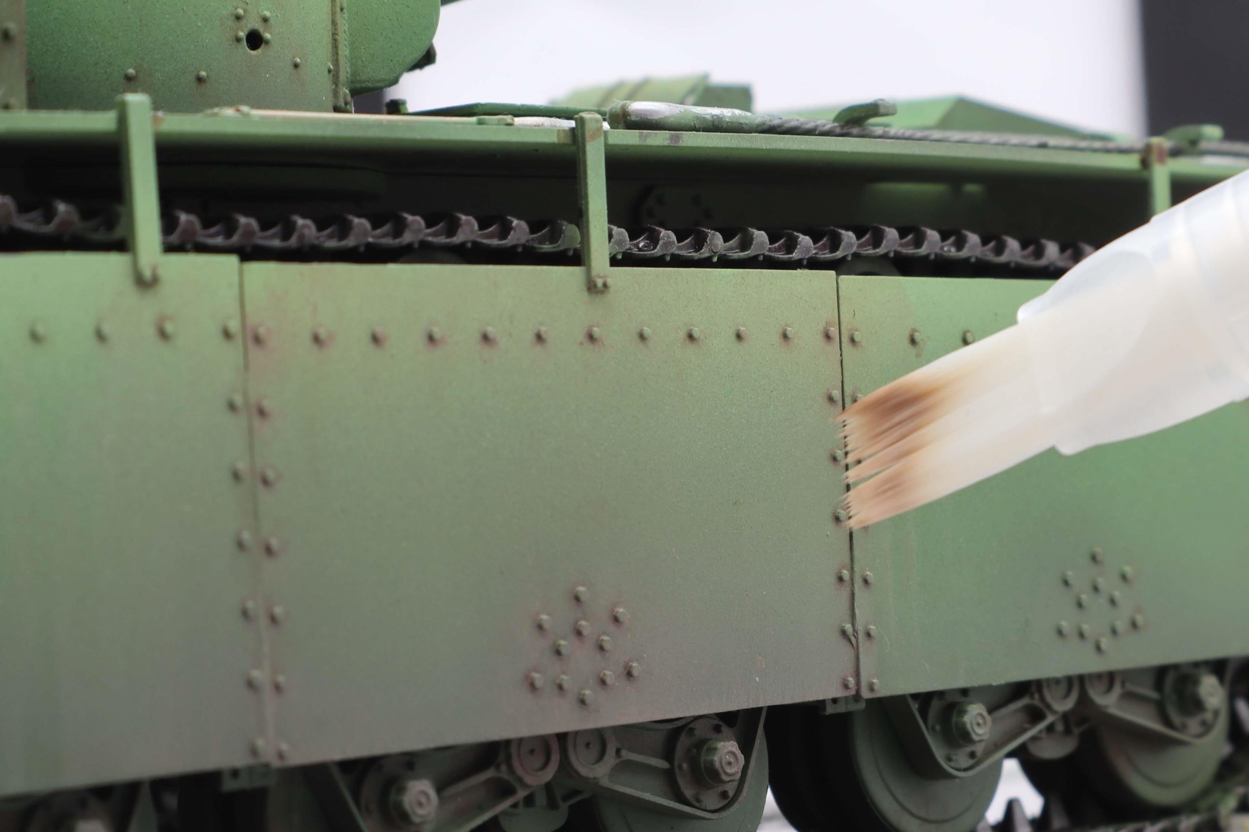 Boya Hazneli Yassı ve Sivri Uçlu Eskitme Fırça Seti, Mr.Hobby MBS-01 - Görsel 3