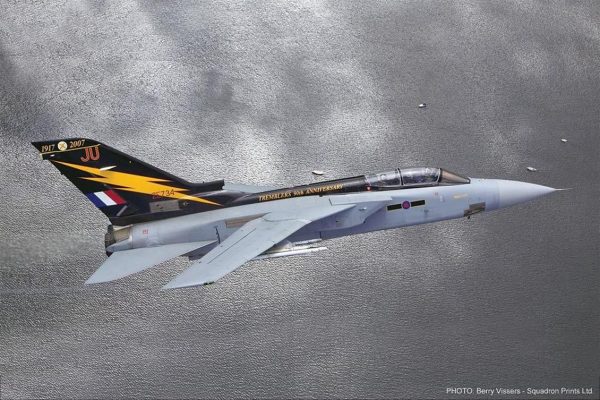 1/72 Torndo F Mk.3 No.111.sq Savaş Uçağı Maketi, Hasegawa 01959 - Görsel 2