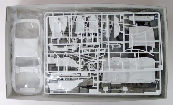 1/24 Porsche 944 Turbo Racing Yarış Aracı Maketi, Hasegawa 20315 - Görsel 4