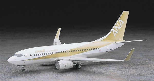 1/200 Boeing 737-700 ANA Yolcu Uçağı Maketi, Hasegawa 10735 - Görsel 2