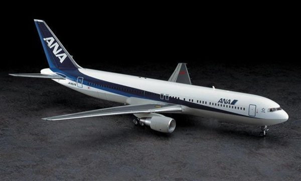 1/200 ANA B767-300 Yolcu Uçağı Maketi, Hasegawa 10706 - Görsel 3