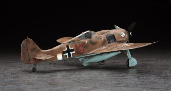1/48 Focke-Wulf FW190F-8 ve BT700 Torpido Savaş Uçağı Maketi, Hasegawa 09950 - Görsel 2