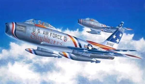 1/48 F-86F-35 Sabre Skyblazers Savaş Uçağı Maketi, Hasegawa 09969 - Görsel 2