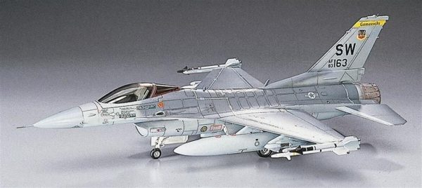 1/72 F-16C Fighting Falcon Savaş Uçağı Maketi, Hasegawa 00232 - Görsel 2
