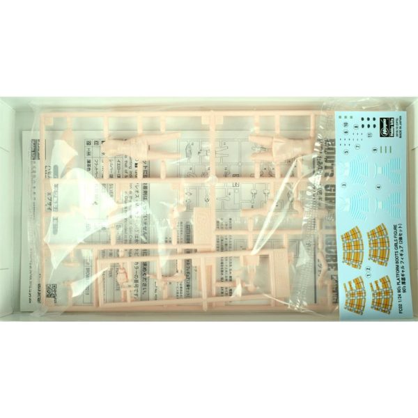 1/24 Çizmeli Kızlari Maketi, Hasegawa 29102 - Görsel 2