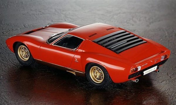 1/24 Lamborghini Miura SV Araba Maketi, Hasegawa 21213 - Görsel 3