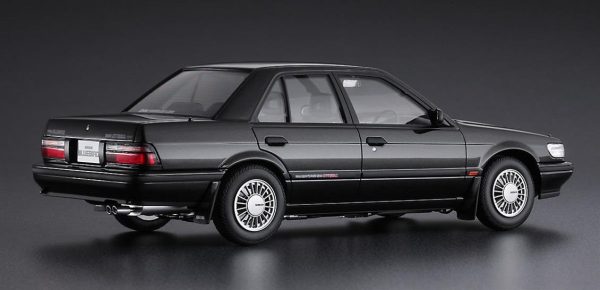 1/24 Nissan Bluebird 4-Door Sedan SSS-Attesa Limited (U12) 1987 Araba Maketi, Hasegawa 21133 - Görsel 4