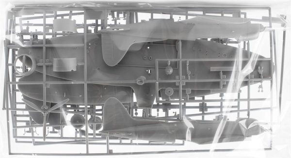 1/48 Aichi D3A1 Type 99 Carrier Dive Bomber Savaş Uçağı Maketi, Hasegawa 19156 - Görsel 2