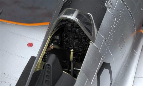1/32 Nakajima KI44-II HeiShoki (Tojo) Savaş Uçağı Maketi, Hasegawa 08880 - Görsel 4