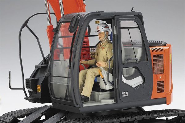 1/35 Hitachi ZAXIS135US Ekskavatör Maketi, Hasegawa 66001 - Görsel 5
