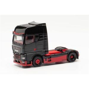 1/87 MAN eTGX Çekici Kırmızı-Siyah Küçük Araba Modeli, Herpa 317092
