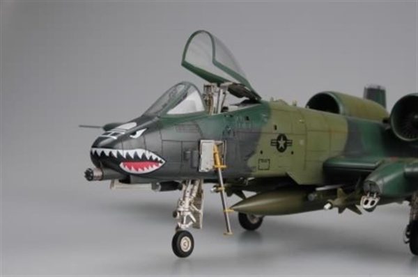 1/48 A-10A (Thunderbolt) İi Savaş Uçağı Maketi, HobbyBoss 80323 - Görsel 3