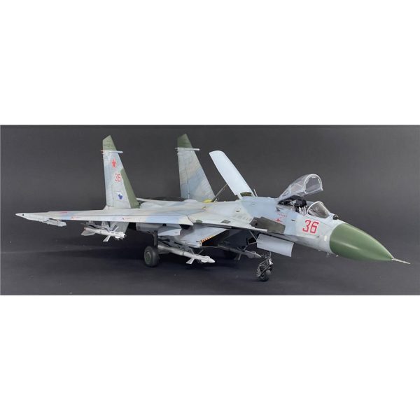 1/48 Su-27 Flanker (Erken Dönem) Savaş Uçağı Maketi, HobbyBoss 81712 - Görsel 2