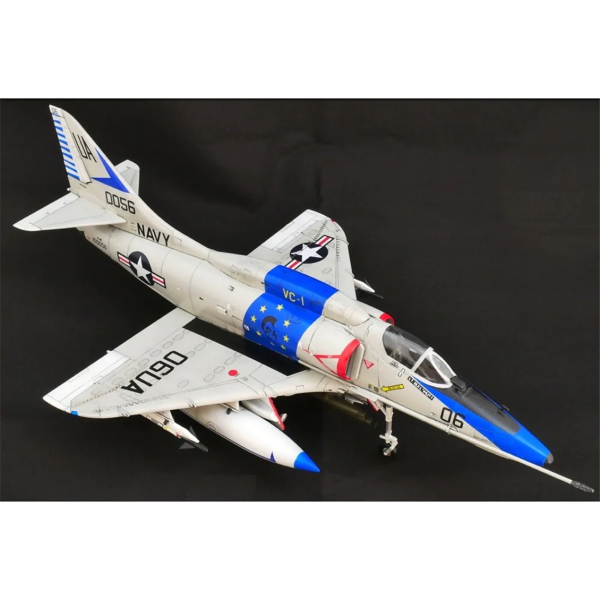 1/48 A-4E Sky Hawk Savaş Uçağı Maketi, HobbyBoss 81764 - Görsel 2