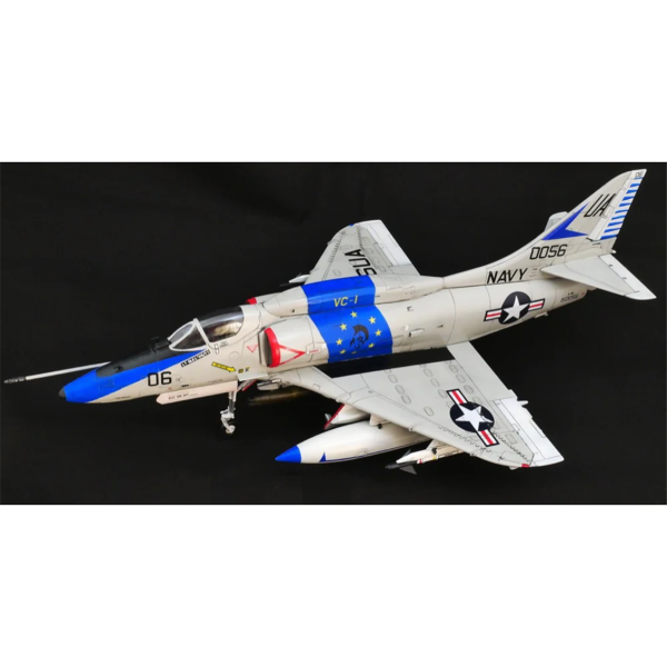 1/48 A-4E Sky Hawk Savaş Uçağı Maketi, HobbyBoss 81764 - Görsel 3