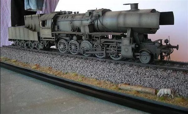 1/72 Alman Savaş Lokomotifi Br-52 Maketi, HobbyBoss 82901 - Görsel 3