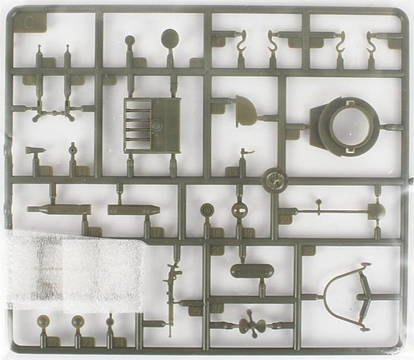 1/35 Sovyet T-37A Hafif Tankı (İzhorsky) Maketi, HobbyBoss 83821 - Görsel 2