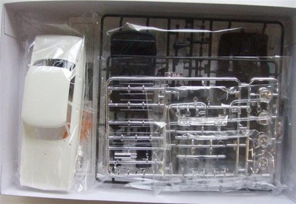 1/24 Nissan Skyline 2000Gt-B(S-54A) Maketi, Fujimi 037370 - Görsel 2