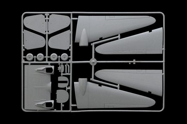1/72 C-47 Skytrain Askeri Uçak Maketi, Italeri 0127 - Görsel 3